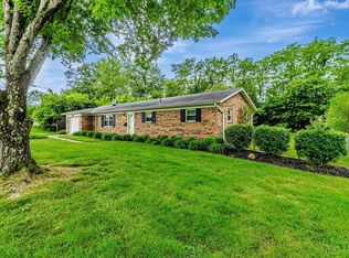 717 Bauer Ave, Batavia, OH 45103
