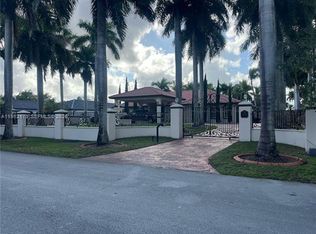 450 NW 130th Ave, Miami, FL 33182