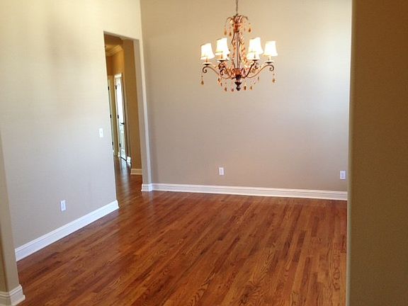 5th image of 1706 SE Cunningham Ave