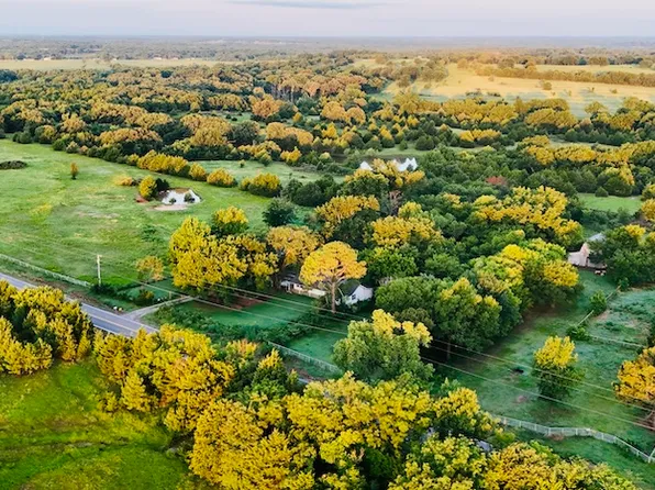 17300 Valley View Rd, Earlsboro, OK 74840
