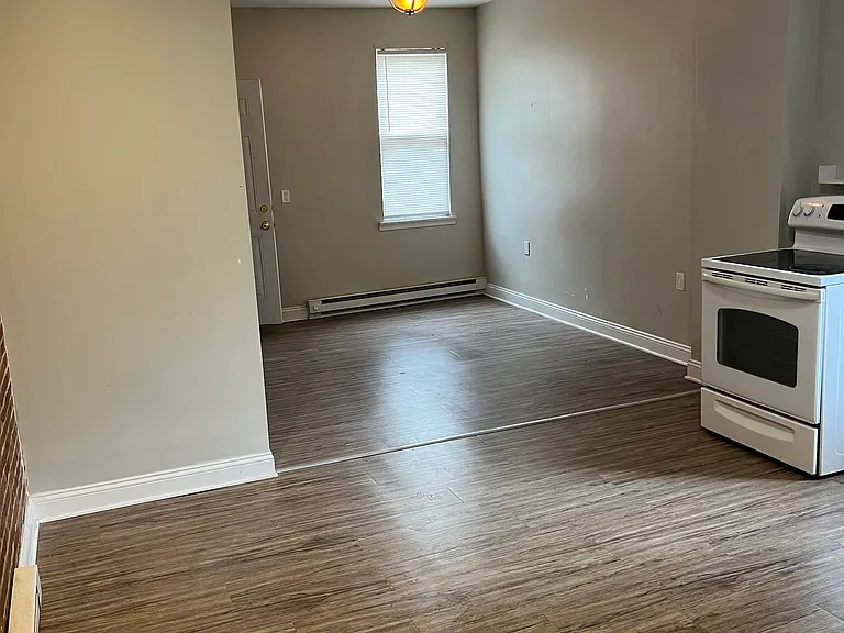 1308 Penn St #1 — Photo 12