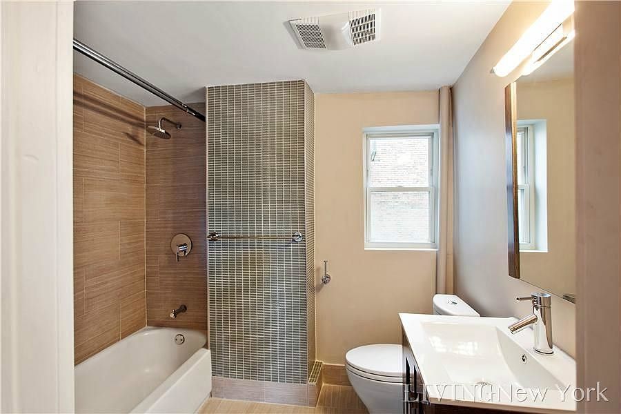 2nd image of 499 Grand St #2B