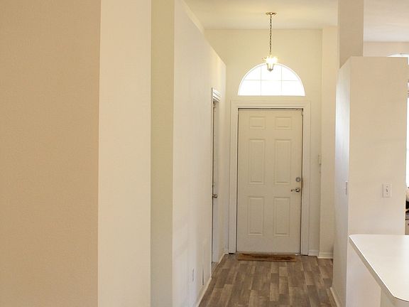 3rd image of 1416 Scotch Pine Dr