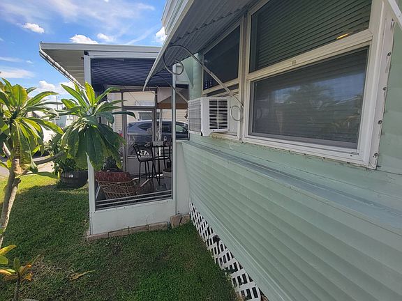 4th image of 7403 46th Ave N #20