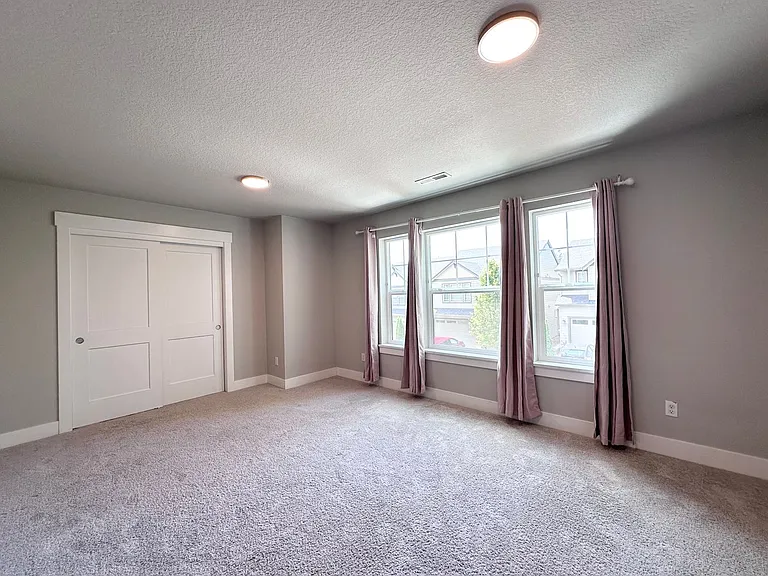 11732 SE Golden Eagle Ln — Photo 15
