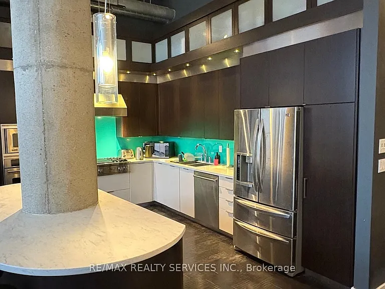 90 Sumach St #406 — Photo 31