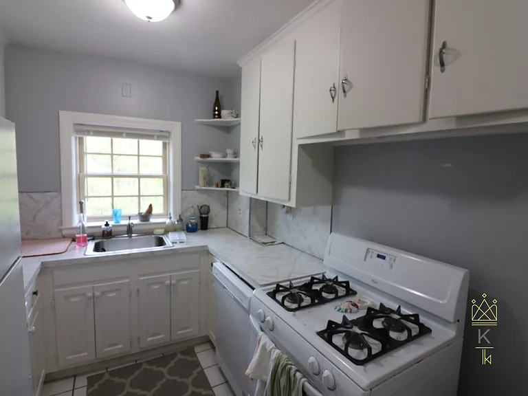 312 Washington St #4-6 — Photo 4