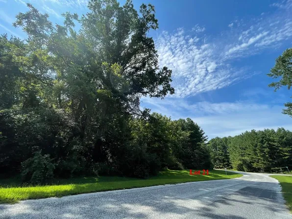 21 Creekside Dr, Heathsville, VA 22473