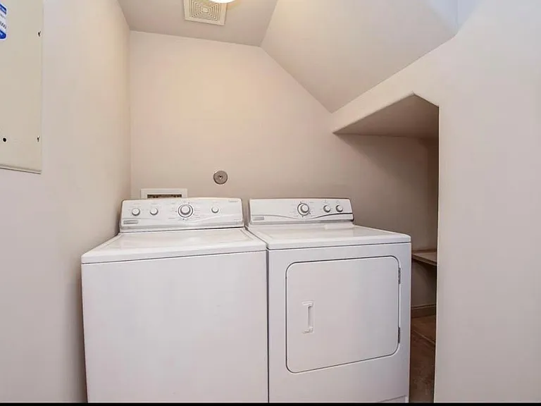 2908 Leeland St — Photo 7