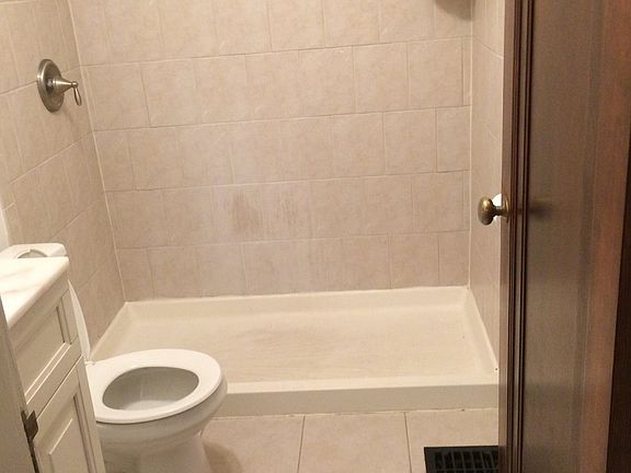 5th image of 295 Tappan St APT D