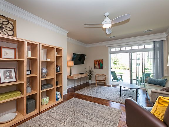 4th image of 15211 Royal Crest Dr Unit 103