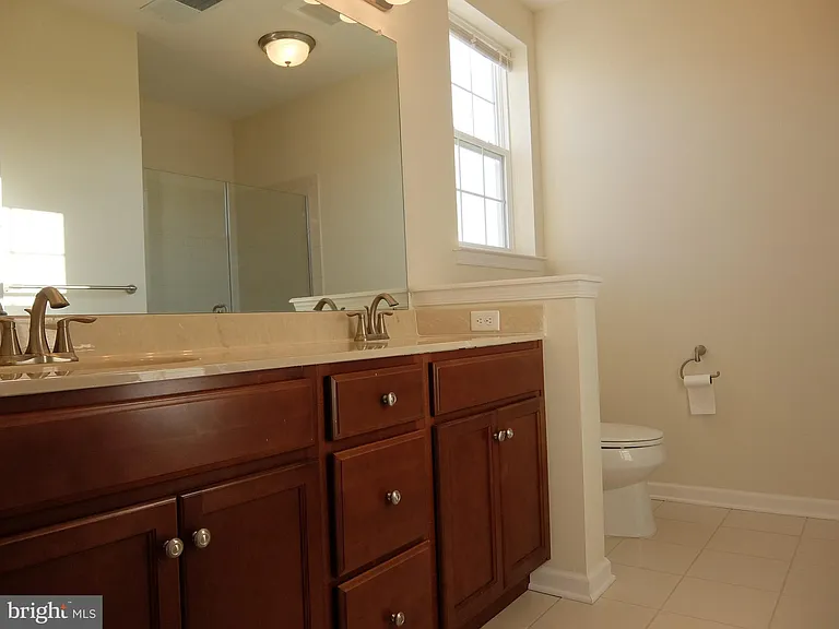 1132 Halifax Pl — Photo 35