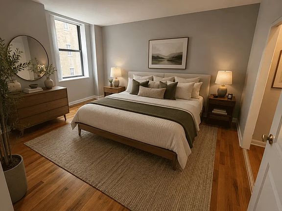 3rd image of 4607-13 N Sheridan Rd #604