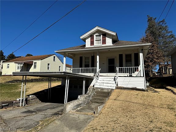 2nd image of 608 & 608-1/2 Kuckuck Ln