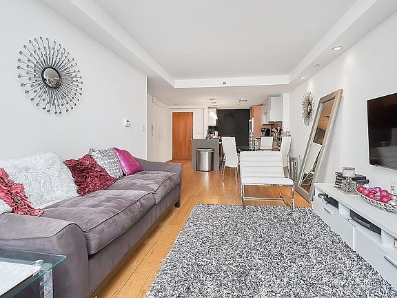 4th image of 2280 8th Ave APT 5D