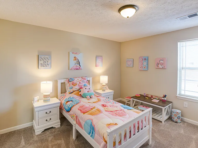 Shelby Oaks Apartments — Photo 4