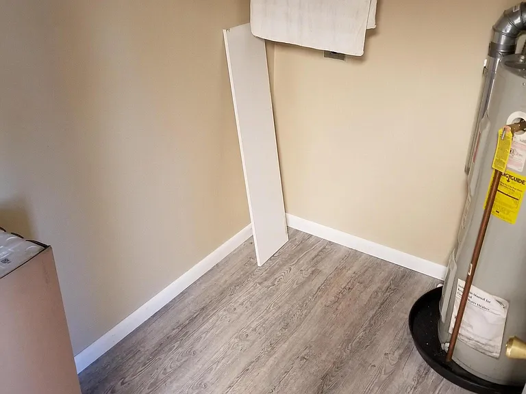 4555 N Woodbridge Rd — Photo 21