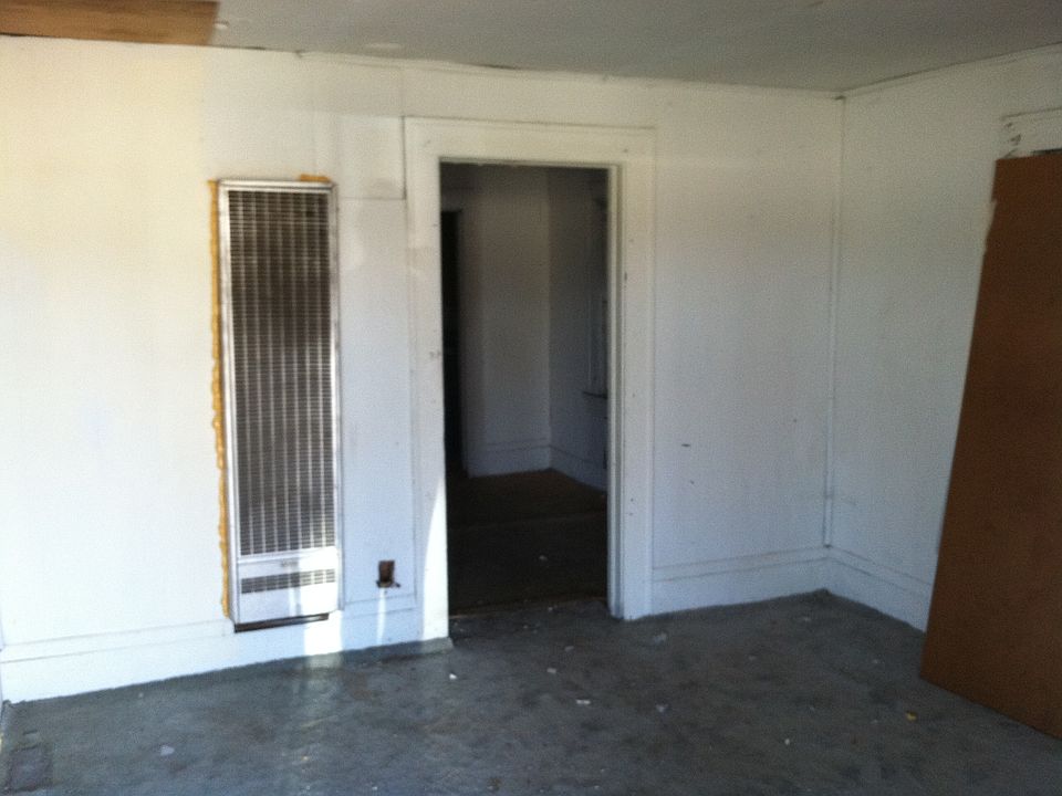 2nd image of 1328 NE 18th St