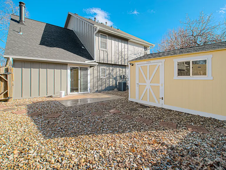 8596 Perry Ln — Photo 36