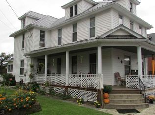 39 Vesper St, Beech Creek, PA 16822