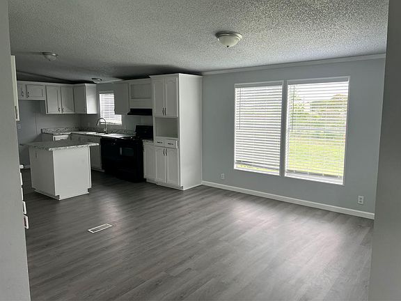5th image of 112 Brighton Oaks Dr