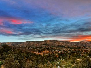 2131 La Cuesta Dr, North Tustin, CA 92705