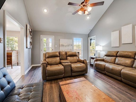 5th image of 270 Pickwicket Dr