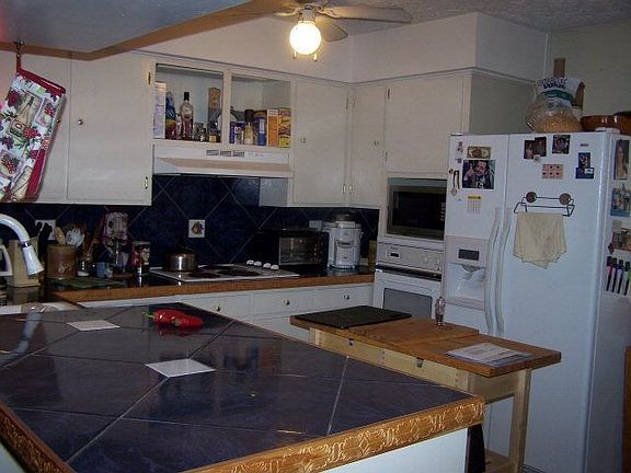 3rd image of 1120 Warbler Dr