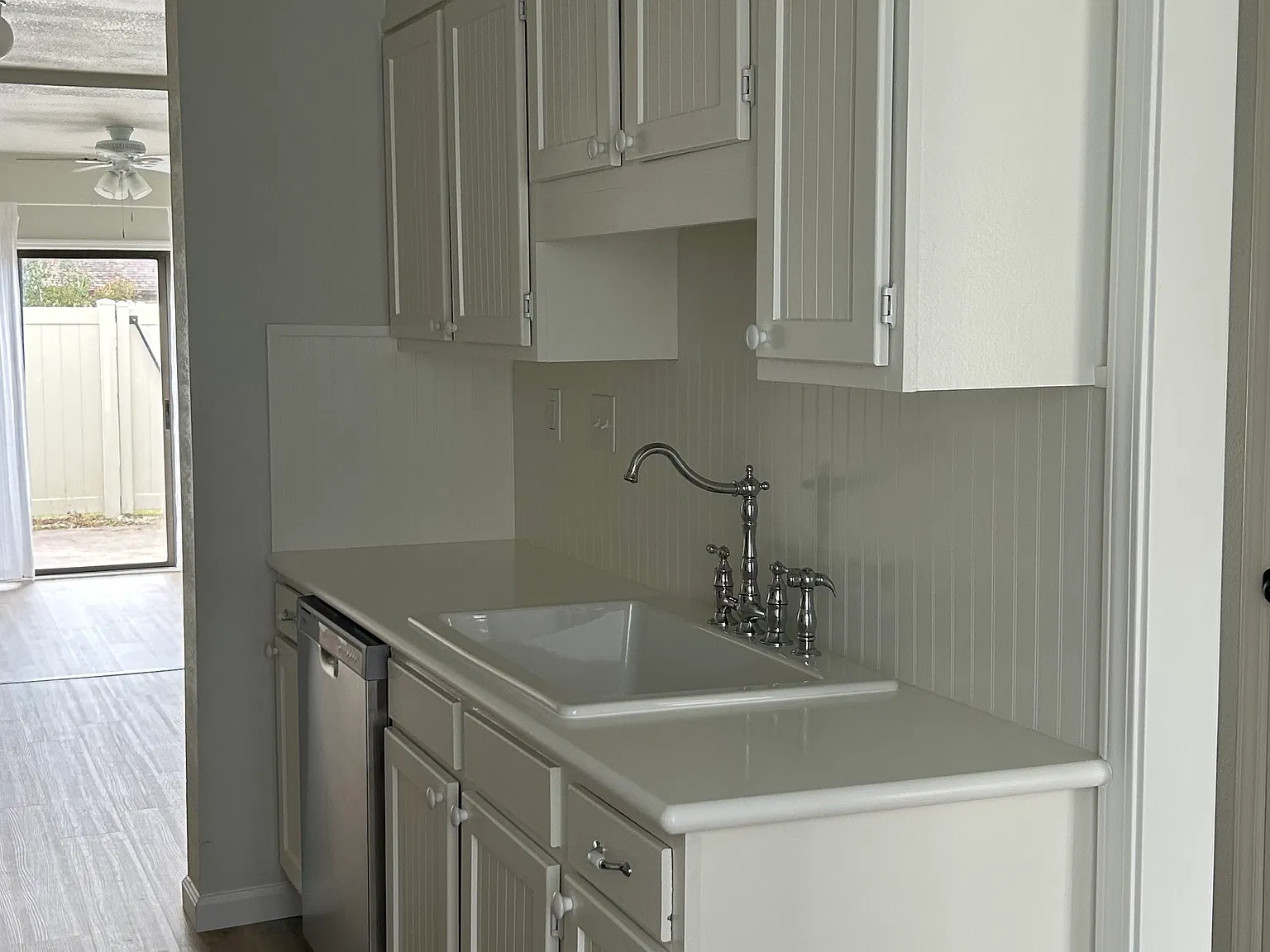 2 bed, 2.5 bath, 1141 sqft, $1,700 — Photo 4