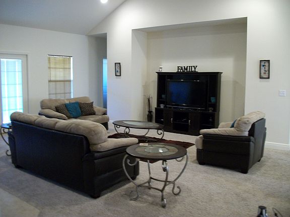 3rd image of 3263 Chappelwood Dr