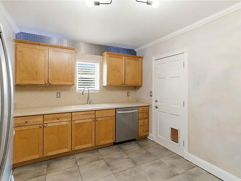 2713 W Braddock St — Photo 15