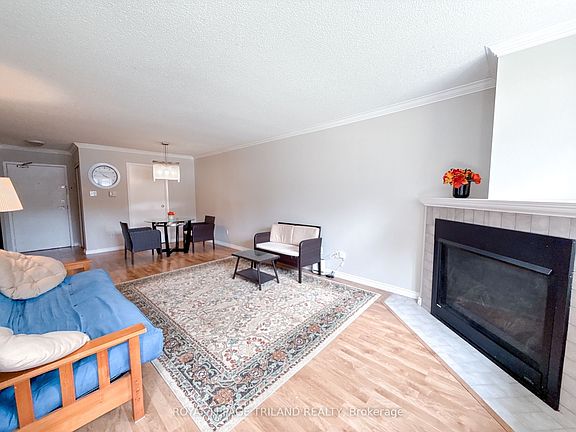 4th image of 5 Jacksway Cres #110