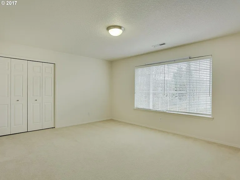 13583 NW Henninger Ln — Photo 22