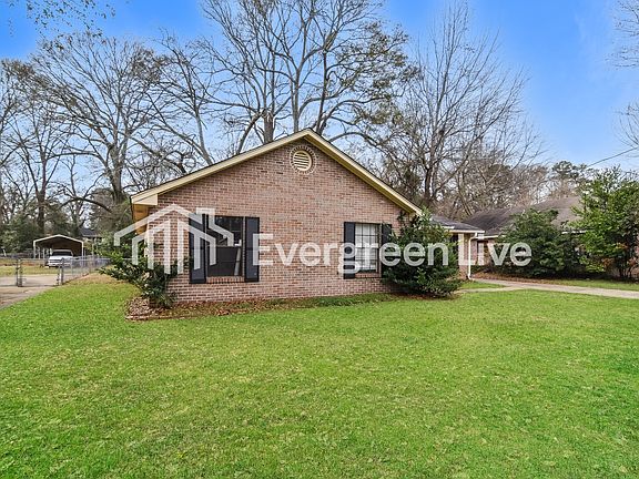 3rd image of 460 Forest Park Dr