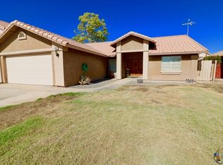 675 Yucca St, Imperial, CA 92251