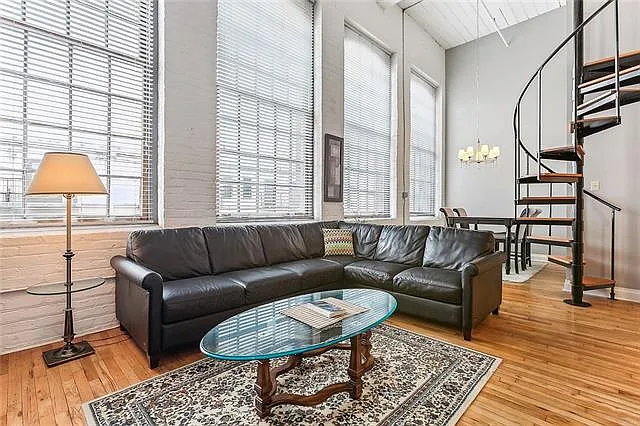 920 Poeyfarre St #303 — Photo 3