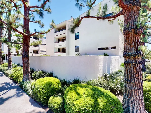 8380 Waring Ave APT 102, Los Angeles, CA 90069