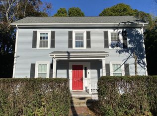 6 Edgehill Rd #2, Woburn, MA 01801