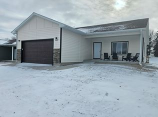 3607 Mach 1 Dr, Norfolk, NE 68701
