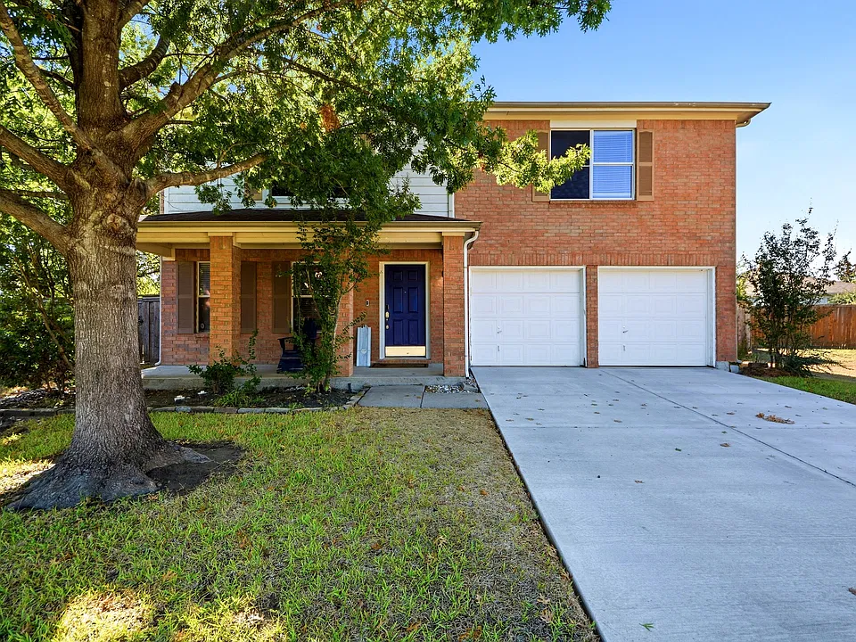 4512 Claret Ct