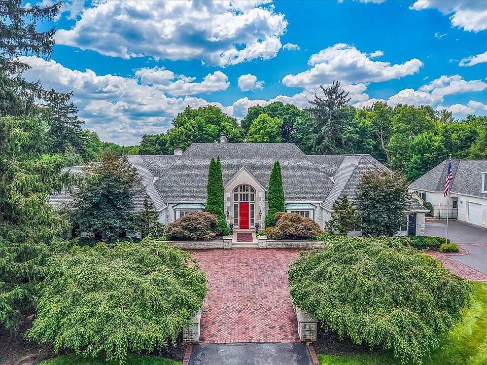 1st image of 2777 McCoy Rd
