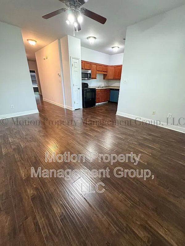 Building Photo - 6920 Northside Dr #A