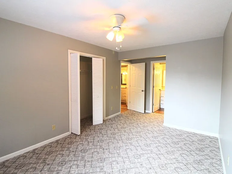 1030-8 Blue Ridge Dr — Photo 17