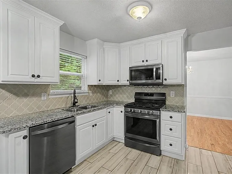 1025 Balsam Wood Trl — Photo 17