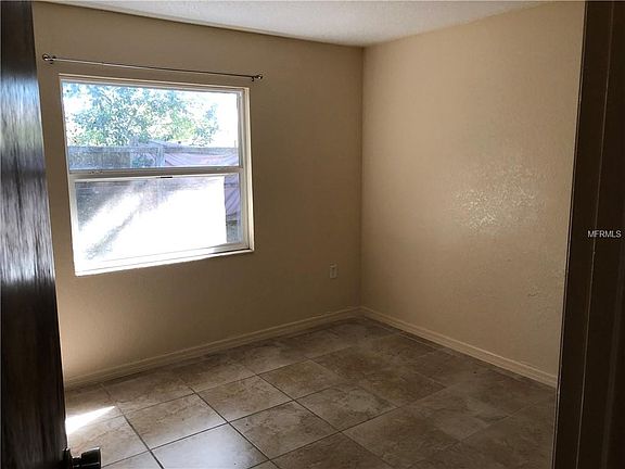 5th image of 1112 Birchwood Ct