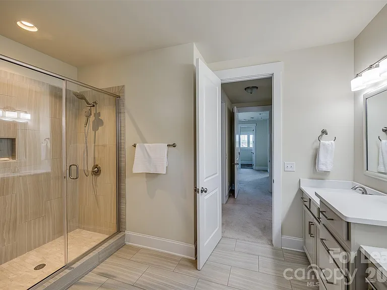 795 Digby Rd — Photo 20