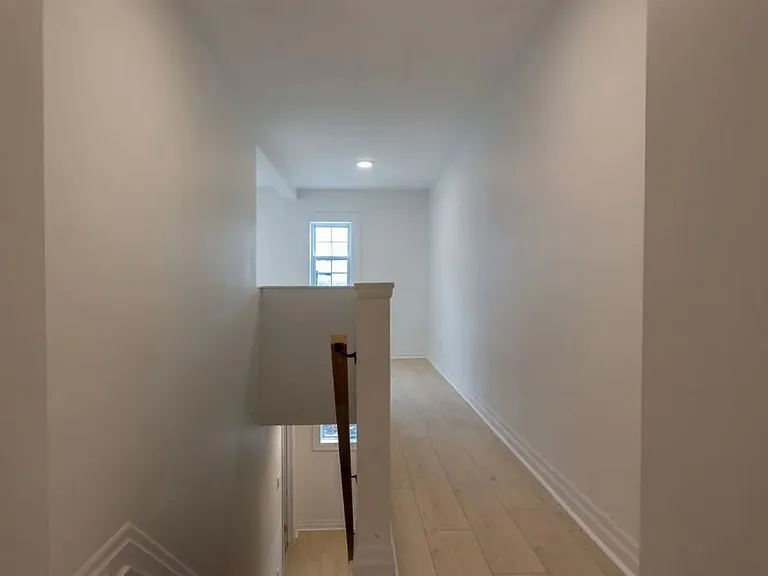 140 Stewart St #2 — Photo 10