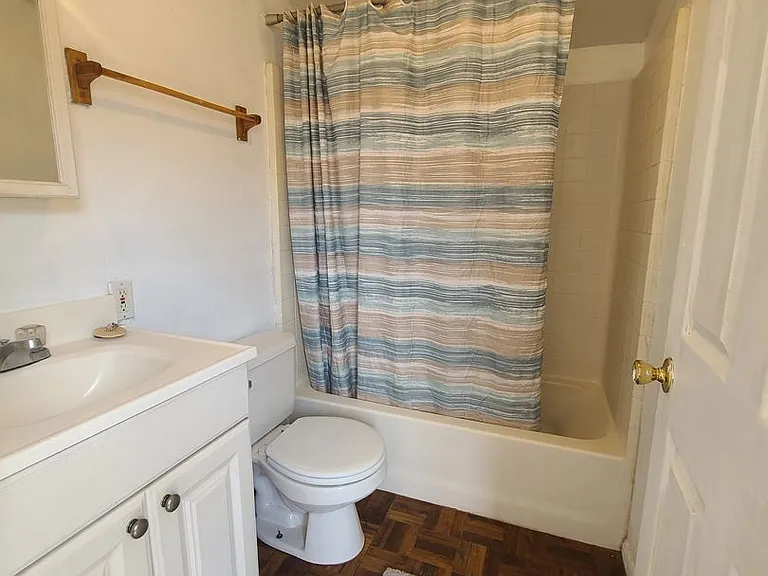 1250 E Allen Rd — Photo 5