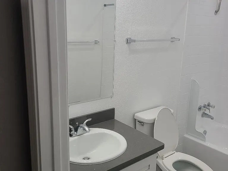 2131 Sacramento St #4 — Photo 21
