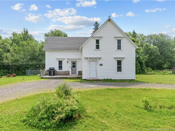 24 Canaan Rd S, Johnston, NB E4C 2R9